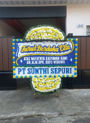 Papan Bunga Duka di Gunungterang