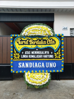Papan Bunga Duka di Gunungterang